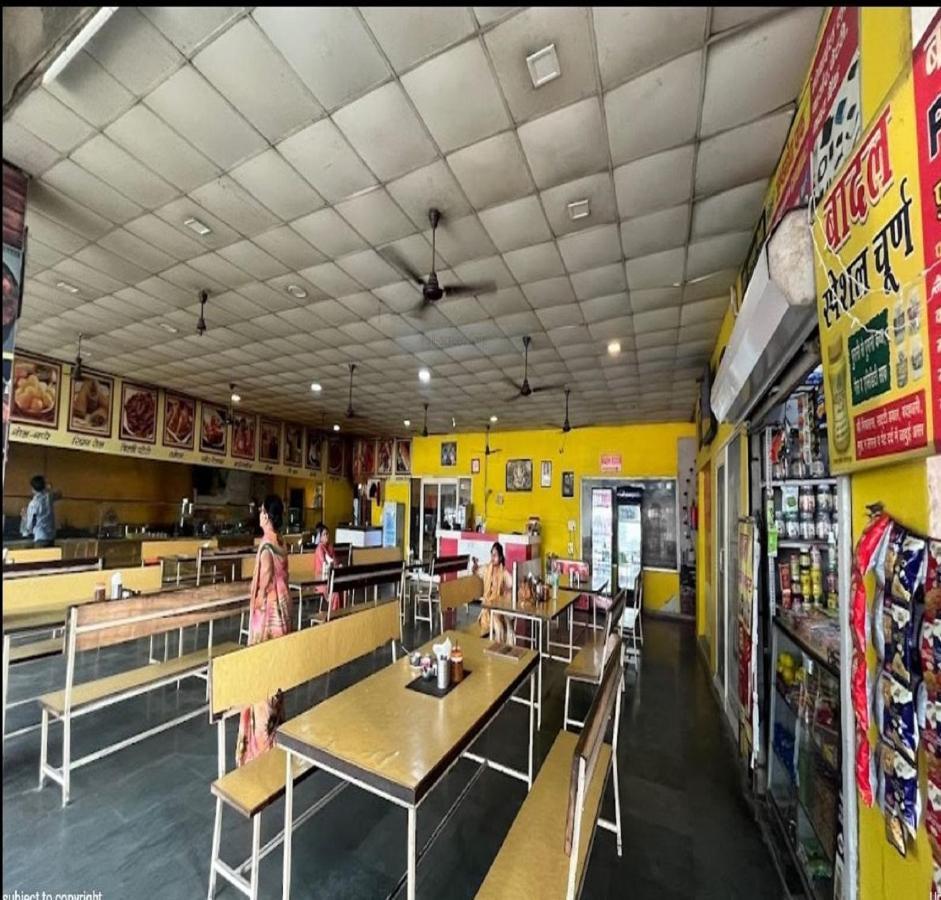 Готель Royal Dhaba, Murthal Екстер'єр фото